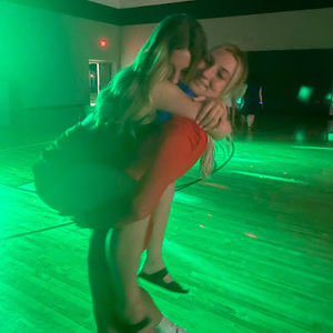 Meet your Posher, Casey